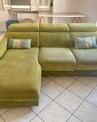 Divano Poltronesofà 3 posti con chaiselongue verde