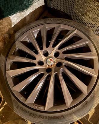 Cerchi a turbina alfa romeo R19