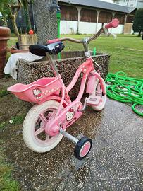 Bici per bambina di età di 2 o 3 anni