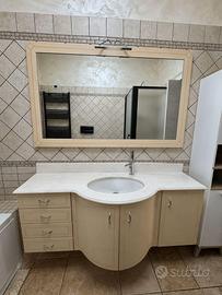Mobile bagno completo con specchio e lavandino