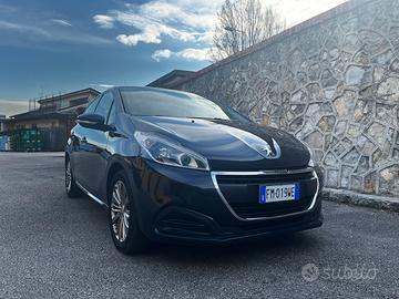 Peugeot 208 1.2 Allure 82 cv