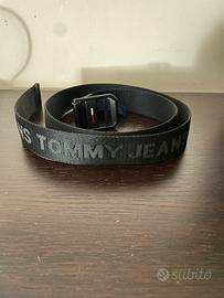Cinta TOMMY JEANS