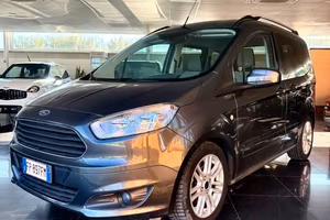 Ford Tourneo Courier 1.5 TDCI 75 CV Titanium