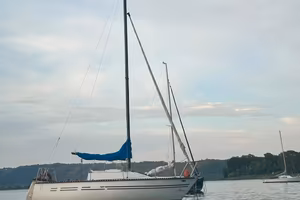barca a vela e carrello