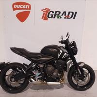 Triumph Trident 660