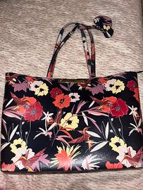 Borsa guess nera floreale