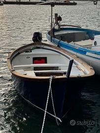 Gozzo vetroresina motore fuoribordo 15cv