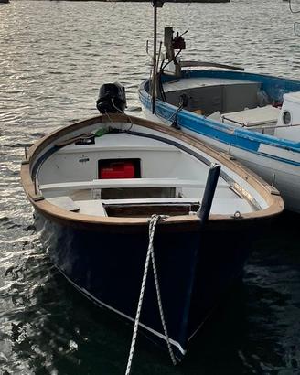 Gozzo vetroresina motore fuoribordo 15cv