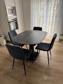 tavolo piu 4 sedie