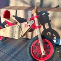 Bicicletta senza pedali per bambini