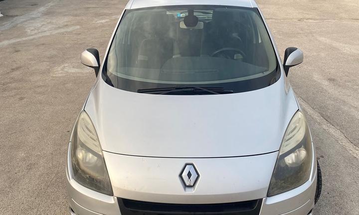 Renault Scenic 1.5 DCI 110CV