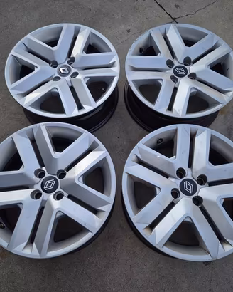 Cerchi In Ferro Da 16" Per Renault Clio 2025