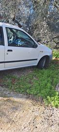 fiat punto 3 porte benzina