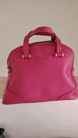 borsa fucsia con tracolla