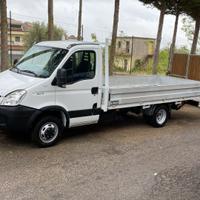IVECO DAILY 35C12 CASSONE FISSO E PEDANA RETRATTIL