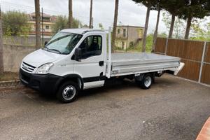 IVECO DAILY 35C12 CASSONE FISSO E PEDANA RETRATTIL
