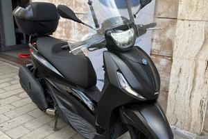 Piaggio Beverly 400 i.e. s