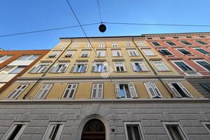 4 LOCALI A TRIESTE