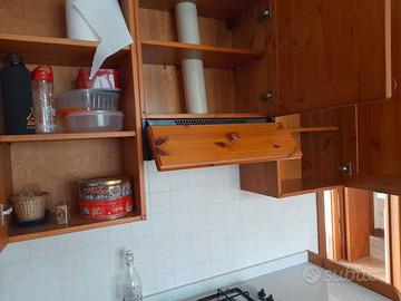 Cucina con ripiano in marmo - Arredamento e Casalinghi In vendita a Varese