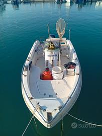 barca modello FIRST AQUAMAR 4.70