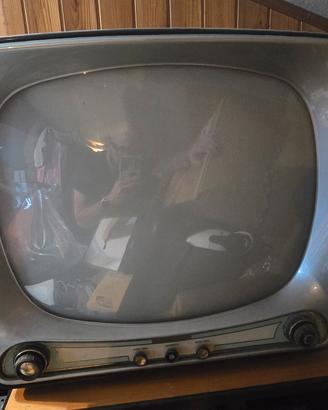 televisore d'epoca geloso