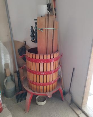 Attrezzatura per vendemmia