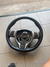 Sterzo toyota yaris con comandi al volante