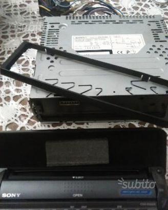 Autoradio CD sony CDX R3000