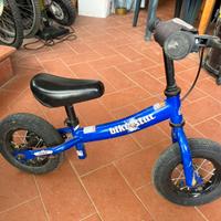 Bicicletta senza pedali