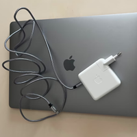 MacBook Pro 15" (2017) - 4 GB GPU