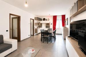 5 LOCALI A CASCINA