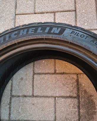Gomme invernali 235/45/18