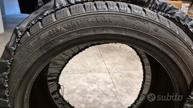 Treno pneumatici invernali 225/45 R17 91V XL