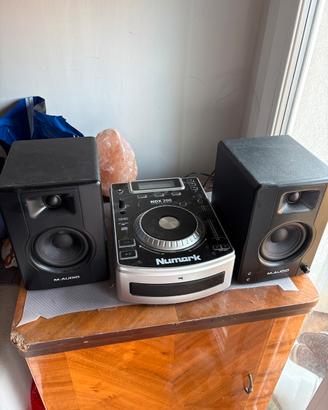 Cdj numark con casse accoppiate M-audio