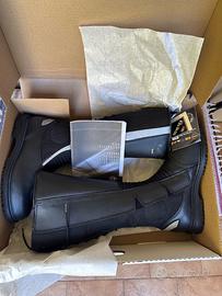 stivali da moto nuovi Goretex con etichetta