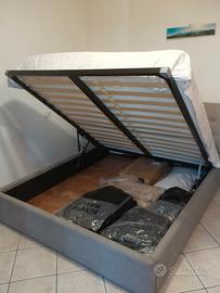 Letto contenitore matrimoniale e materasso 