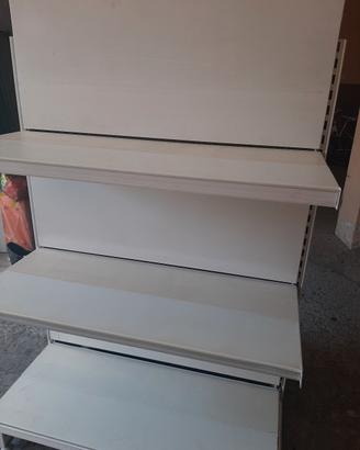 scaffalature metalliche per negozio cantina garage
