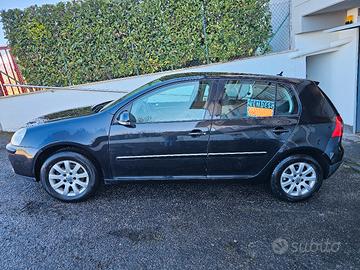 Volkswagen Golf V serie