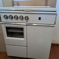 Cucina con forno a gas