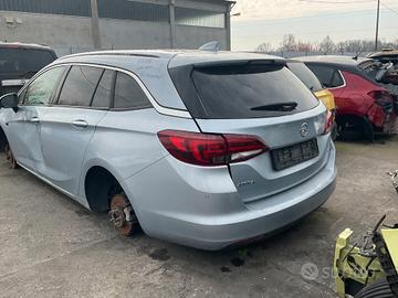 Posteriore Opel Astra K del 2019 B16DTE 1.6