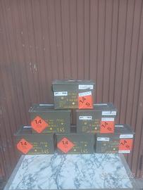 Lotto di 6 cassette militari