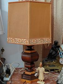 lampada esagonale in legno 