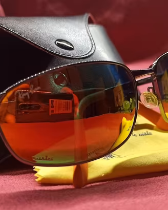 Rayban, occhiali da sole specchiati by Luxottica