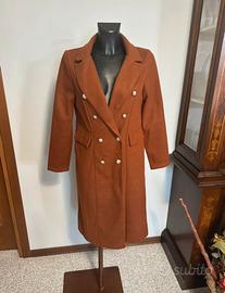 Cappotto marrone chiaro