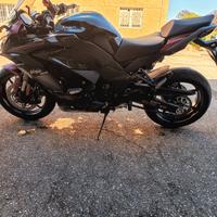 Kawasaki Ninja 1000 SX