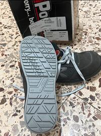 U power scarpe n 42,5.   nuove non usate