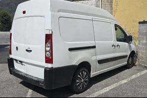 FIAT  SCUDO incidentato