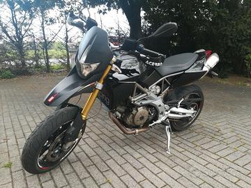 Aprilia Dorsoduro 750