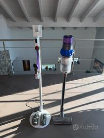 Aspirapolvere Dayson V11 full opzional+ 2 batterie