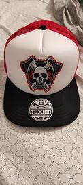 cappello da baseball toxico 